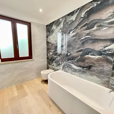 View Casa Chiara Nyaraló