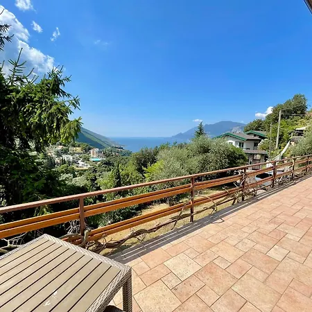 Дом отдыха View Casa Chiara Мальчезине